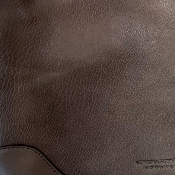 ❤️❤️BNWOT- Sondra Robert's Squared Vegan Leather Tote Satchel Shoulder Bag❤️❤️ - Picture 10 of 14
